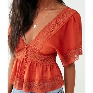Forever 21 Rust Lace-Trim Button Front Top • V-Neck • Size M